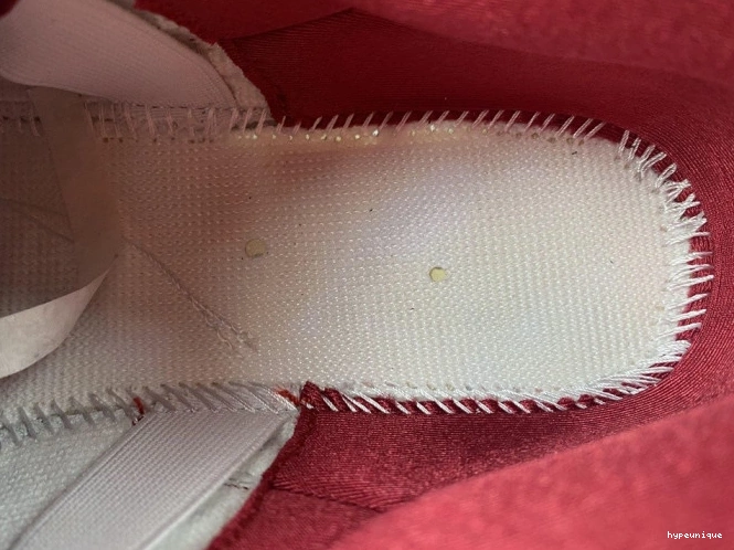 HYPE Cardinal Red CT8532-126 Jordan 3 Retro 0812